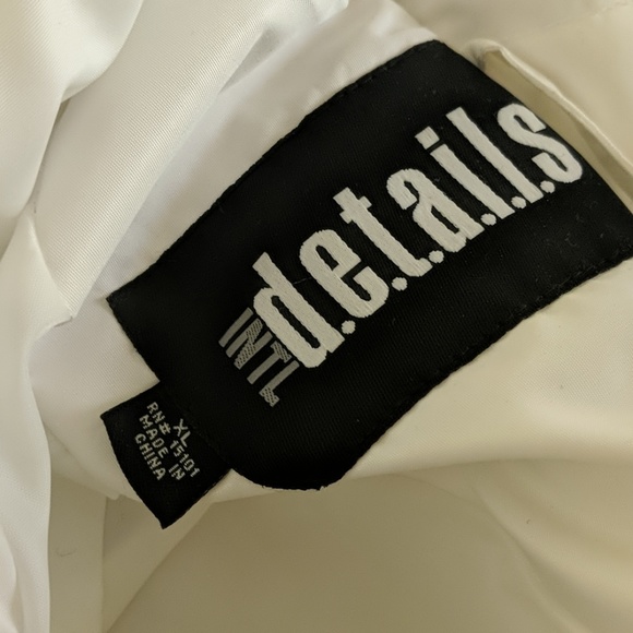 White winter coat - Picture 3 of 5